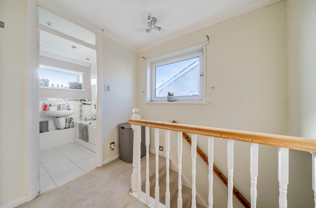 Clos Rhymni, Cwmrhydyceirw, Swansea, SA6 6RB